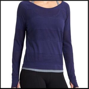 NEW! Athleta Limitless Crew Top Long Sleeve Blue Size XS